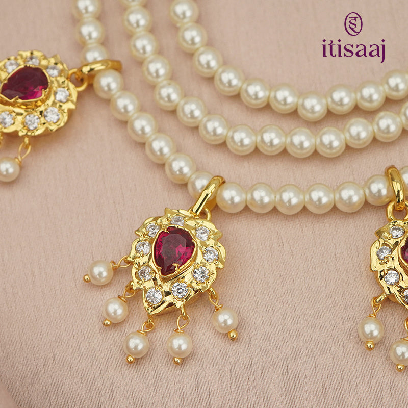 Traditional Maharashtrian Kolhapuri Thushi Patta Moti Paan Pendal with Earrings