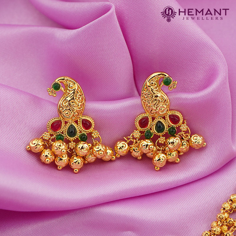 Traditional Maharashtrian Kolhapuri Micro Gold Plated Dot Mala 5 Line Peacock Paan Pendal Short