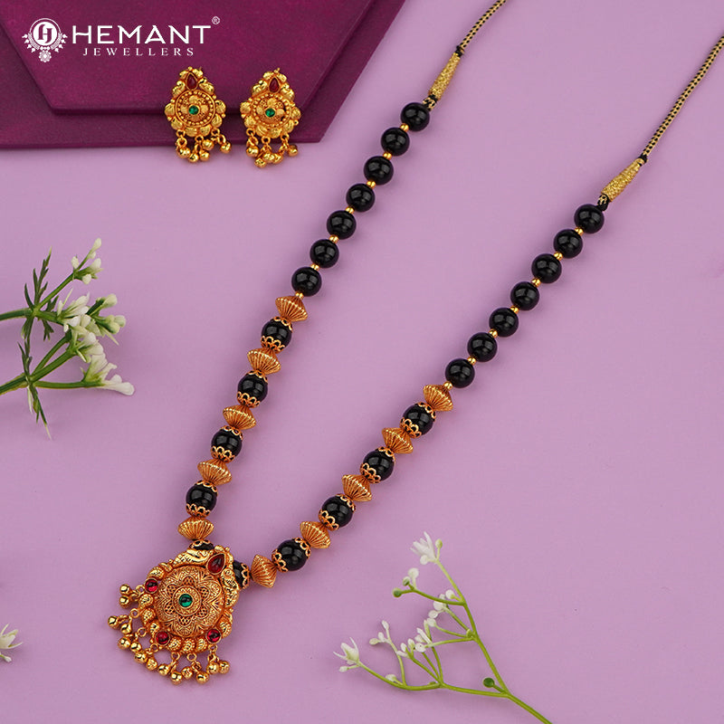Antique Necklace Long 2844