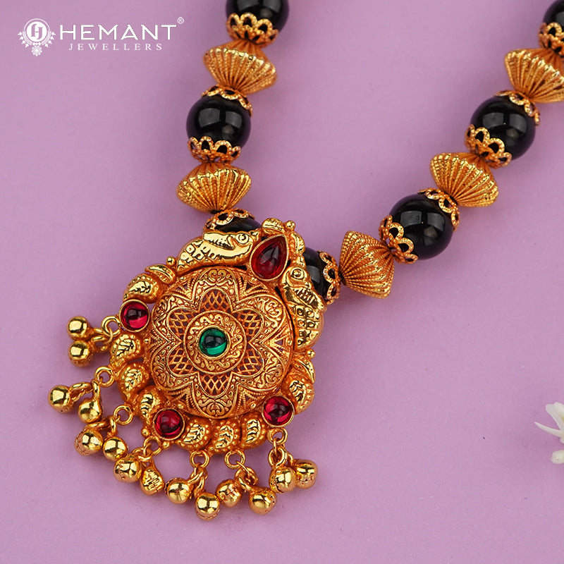 Antique Necklace Long 2844