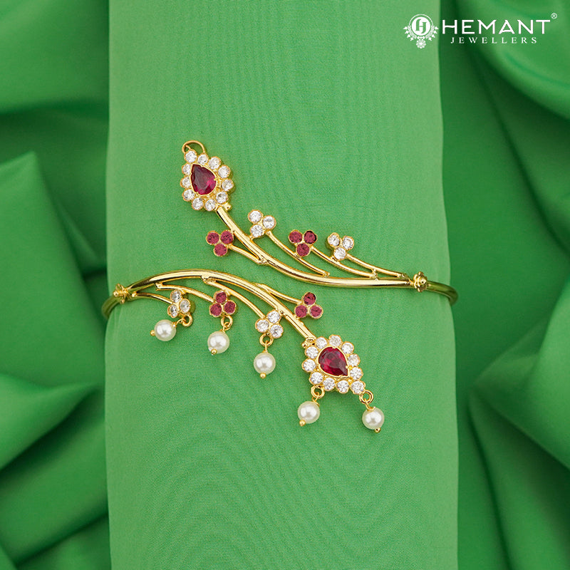 Traditional Maharashtrian Kolhapuri Micro Gold Plated Pipe Bajuband 3032