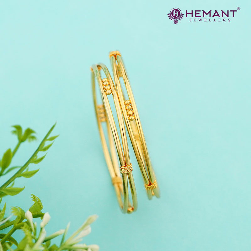 Minimalist Gold-Plated Bangles – Elegant & Stylish