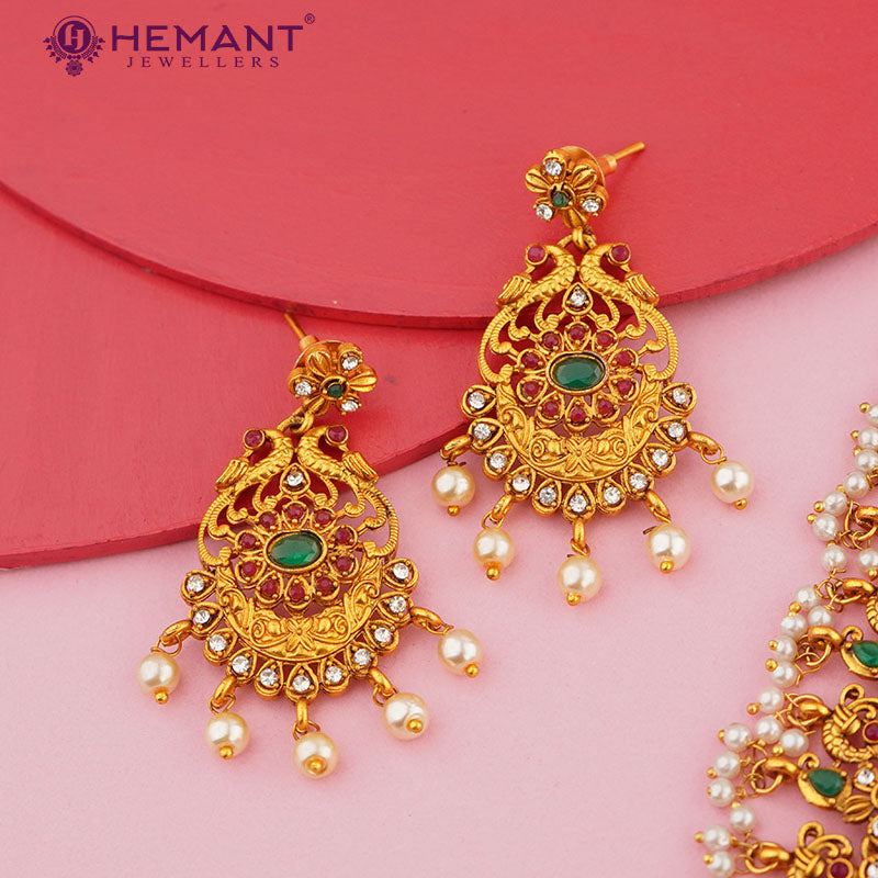 Antique Necklace 3935