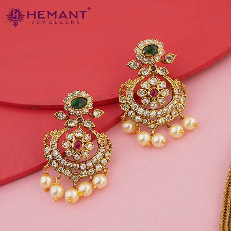 Antique Necklace 4032