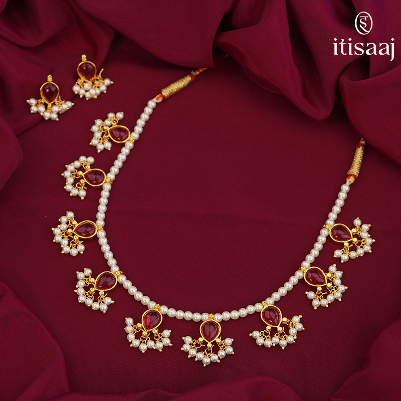 Traditional Maharashtrian Moti Mala 9 Panadi (with Earrings) - 4092