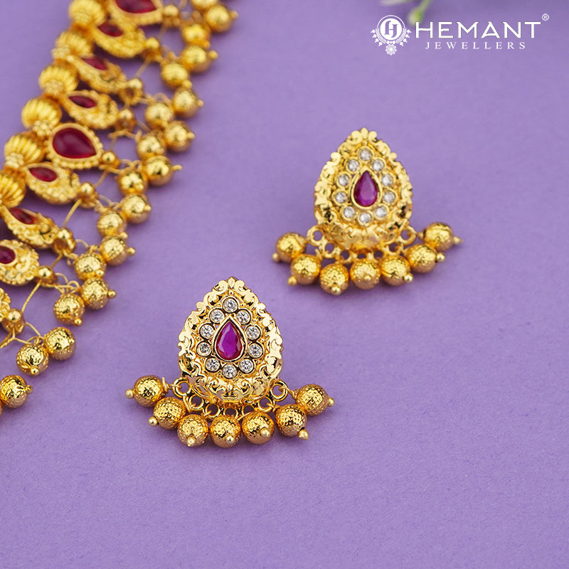 Traditional Maharashtrian Kolhapuri Saaj Jav 18 Stone Paan with Taas Pendant RG (with Earrings)