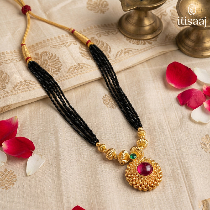 Traditional Maharashtrian Kolhapuri Mangalsutra Utar G Saj Rava 5 Line - 4599
