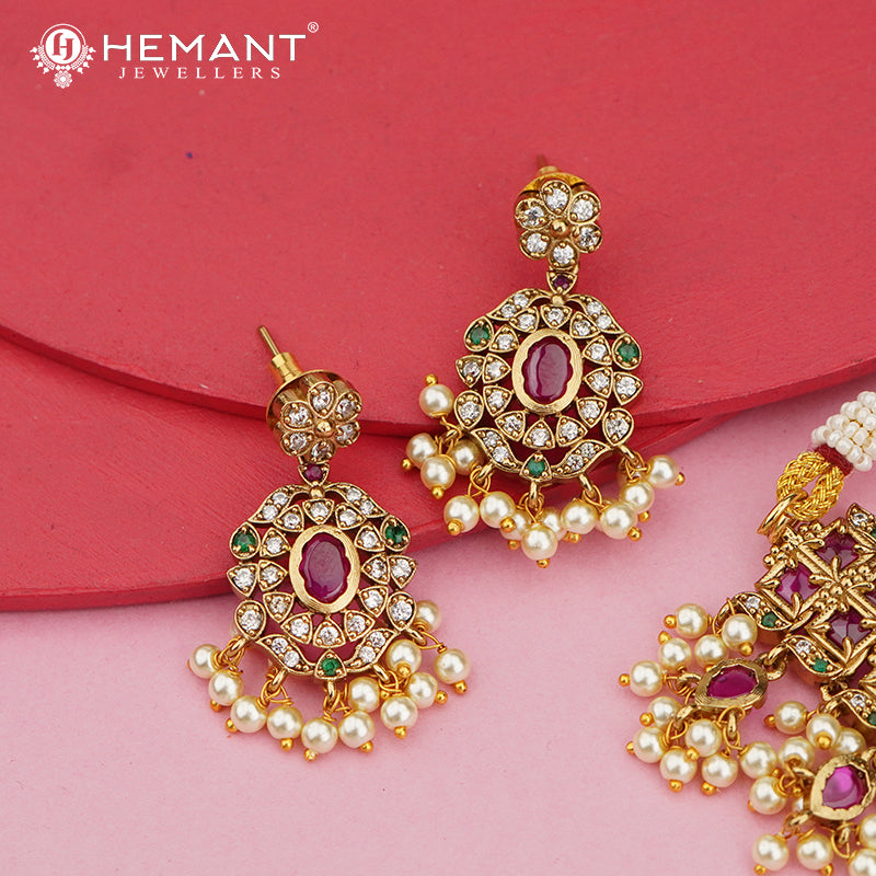 Antique-Finish Wide Choker Set with Ruby-Green Stones, Pearl Drops & Floral Mesh Design – 4633