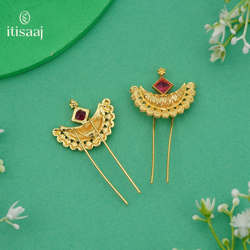 Traditional Maharashtrian Kolhapuri Micro Gold Plated Hair Pin (Ambada Pin) - 4774