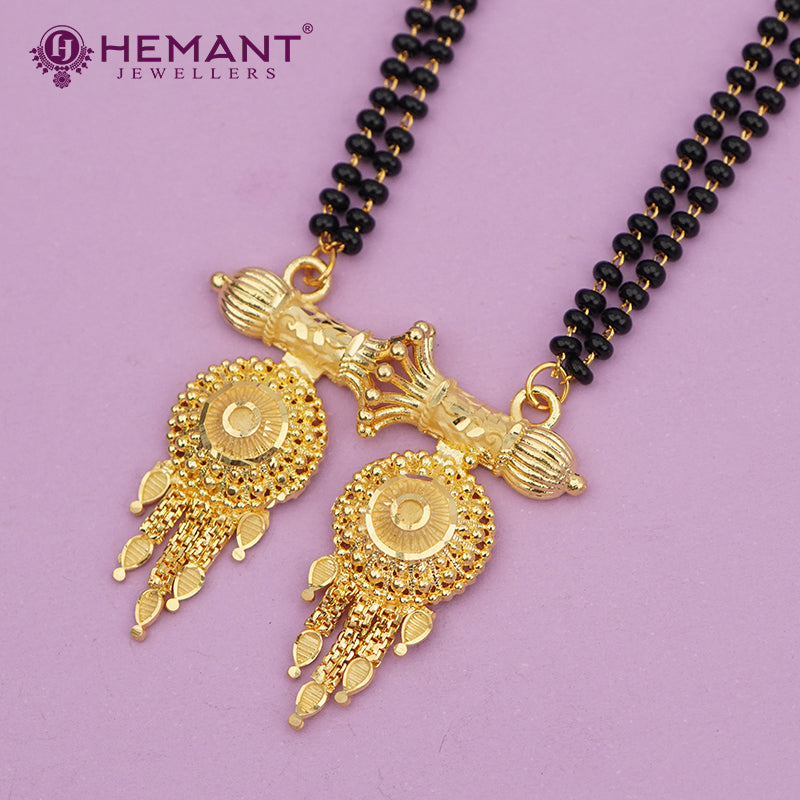 Maharashtrian Classic Black Beads Mangalsutra with Vati Pendant 4889-4891