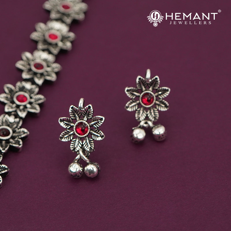 Traditional Maharashtrian Kolhapuri Oxidized Silver Bakuli Har Short I Line Stone (with earrings) - 5034