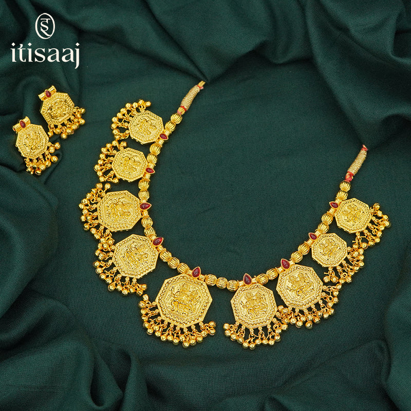 Traditional Maharashtrian Kolhapuri Peti Har Shankar Parvati Pendal - 5079