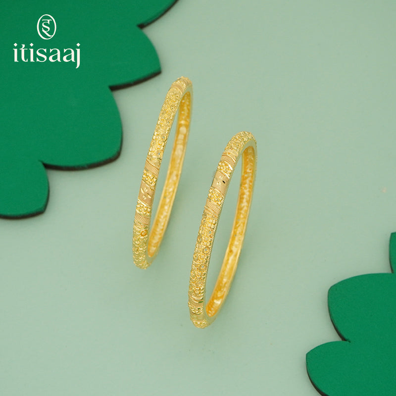 Forming Gold Bangles with Delicate Texture – 5169-71