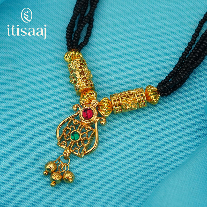 Traditional Maharashtrian Kolhapuri Mangalsutra Jali Pipe Kalash Pendal - 5485