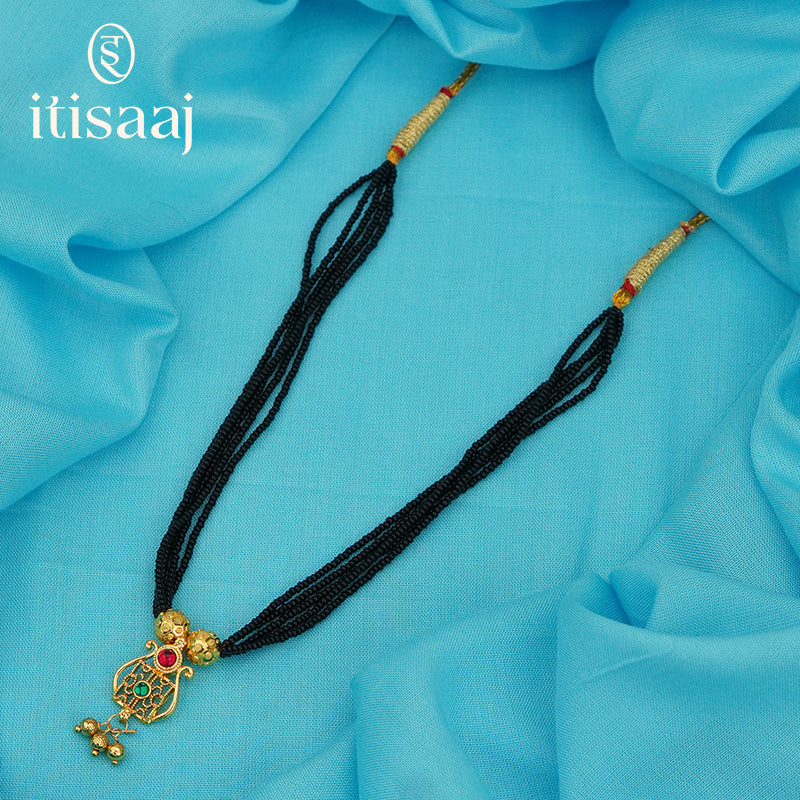 Traditional Maharashtrian Kolhapuri Mangalsutra Plain Kalash Pendal - 5486