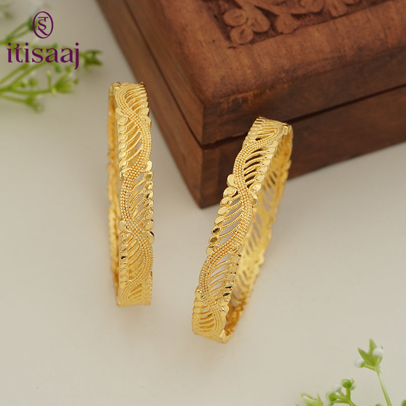 Designer Openwork Wave Pattern Micro Gold Plated Bangles