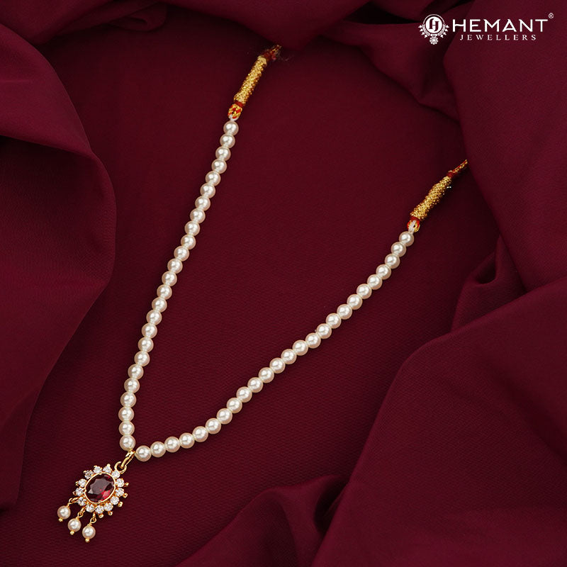 Traditional Maharashtrian Moti Mala Plain Karwari Gadha AD Oval