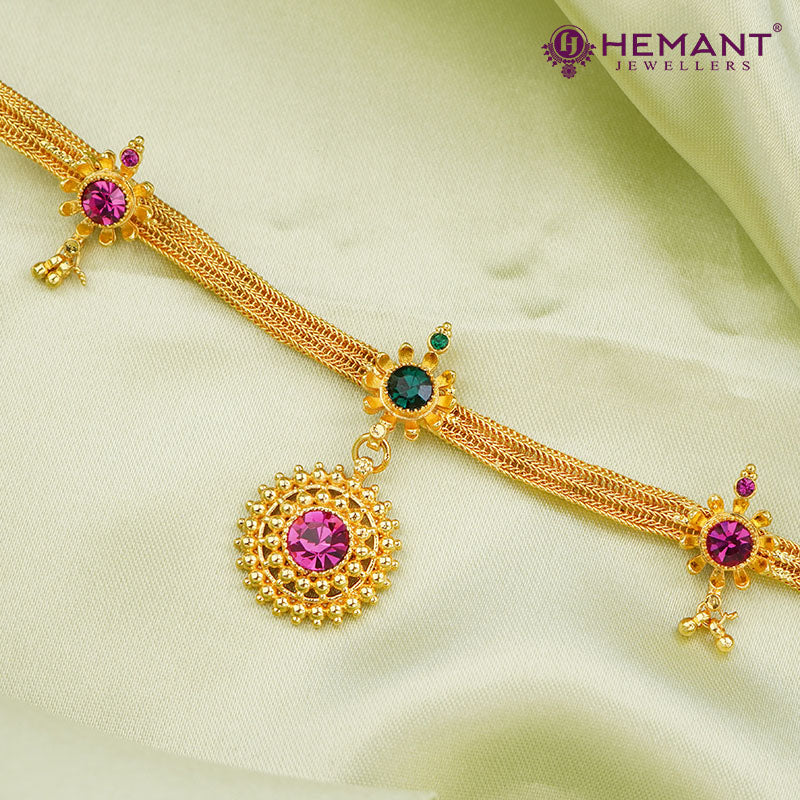 Traditional Maharashtrian Kolhapuri Choker Kamal