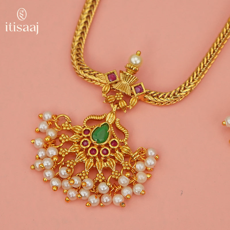Antique Necklace Set with Earrings - 3944