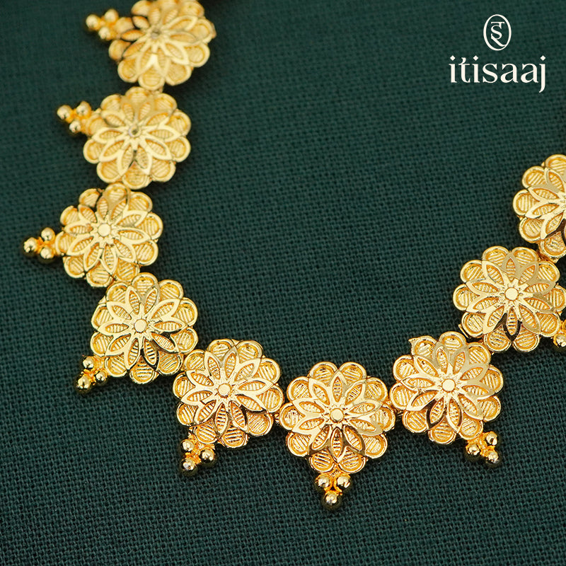 Exquisite Micro Gold Plated Long Floral Motif Necklace Set with Matching Earrings - 4027