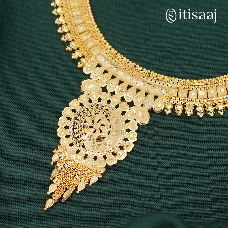 Forming Gold Choker Set | Traditional Maharashtrian Necklace and Earrings - 2241
