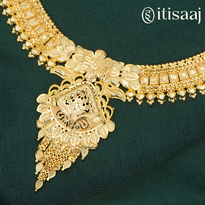 Forming Gold Choker Set | Traditional Maharashtrian Necklace and Earrings - 3783