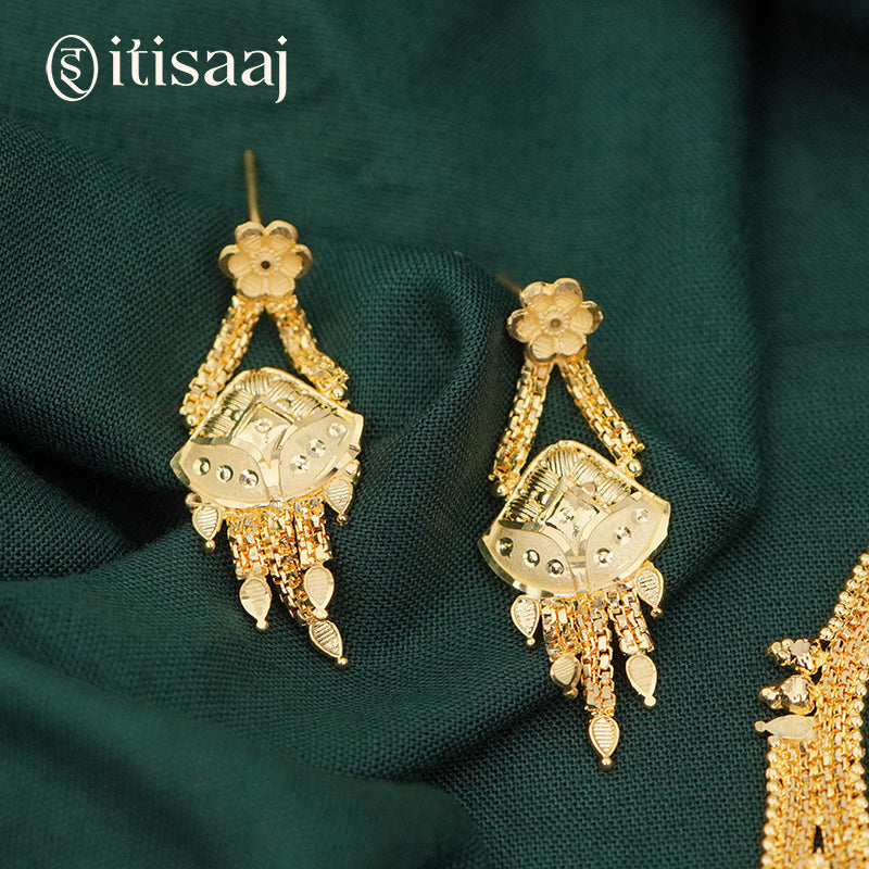 Forming Gold Choker Set | Traditional Maharashtrian Necklace and Earrings - 3783