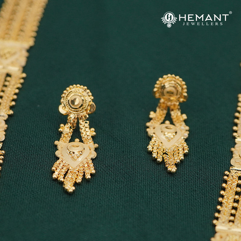 Forming Gold Floral Long Rani Har Necklace | Maharashtrian Layered Haar and Earring Set - 1802