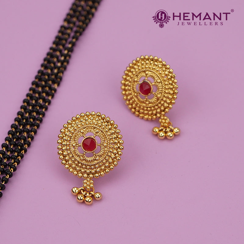Traditional Antique Gold Finish Long Four Layer Mangalsutra Set Earrings