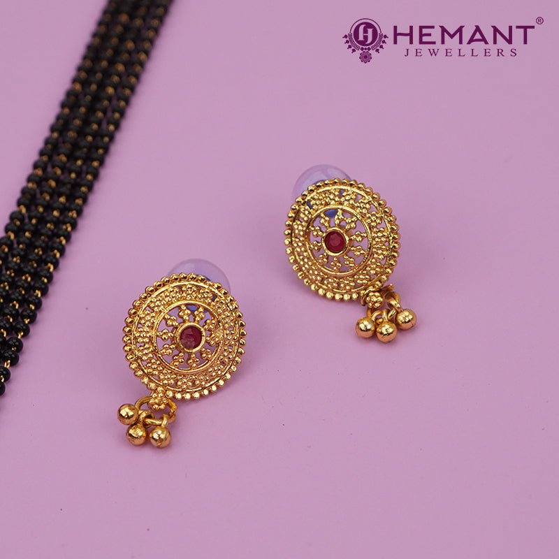 Traditional Antique Gold Finish Long Four Layer Mangalsutra Set Earrings