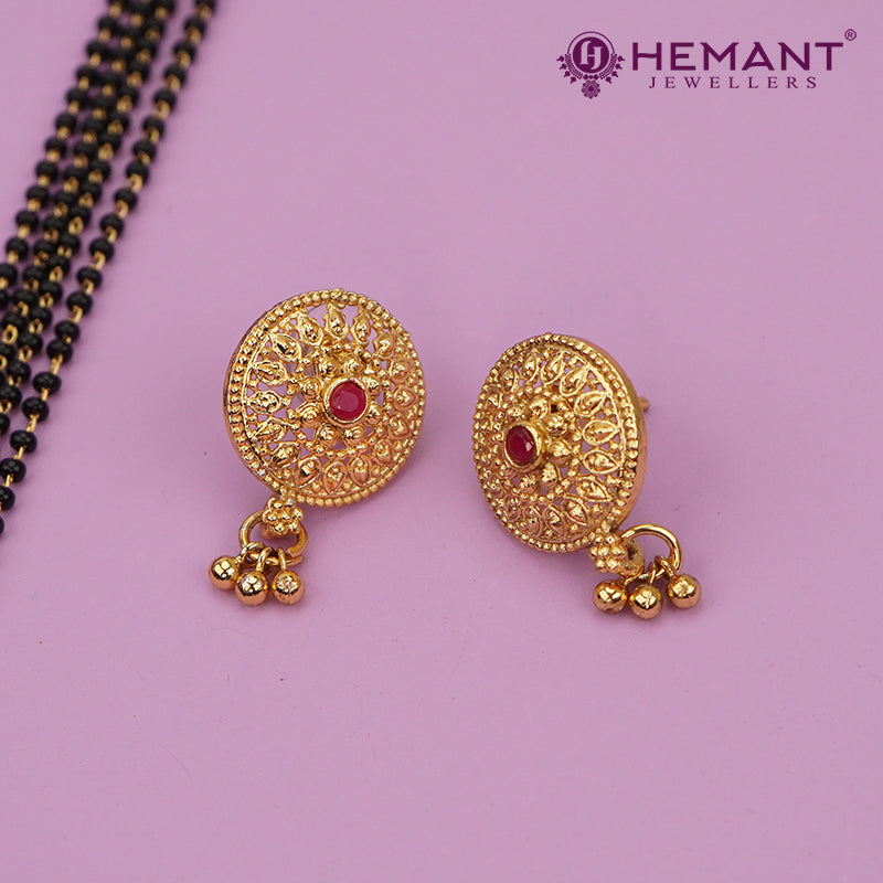 Traditional Antique Gold Finish Long Four Layer Mangalsutra Set Earrings