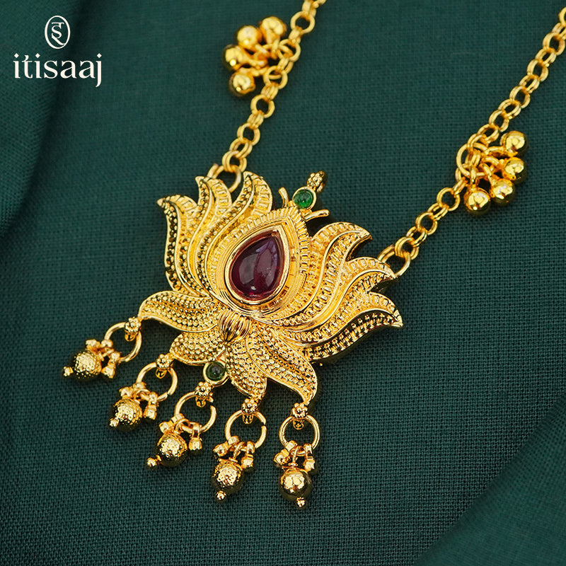Traditional Maharashtrian Kolhapuri Chain Ghas Kamal Pendal with Earrings - 4912