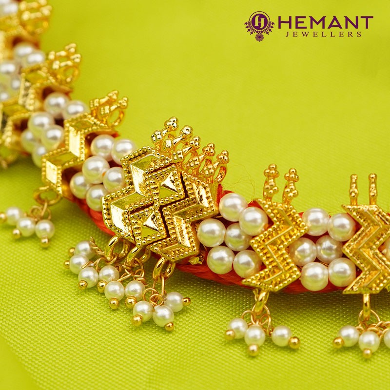 Traditional Maharashtrian Kolhapuri Gadi Thushi W Moti (Taramandal Necklace)