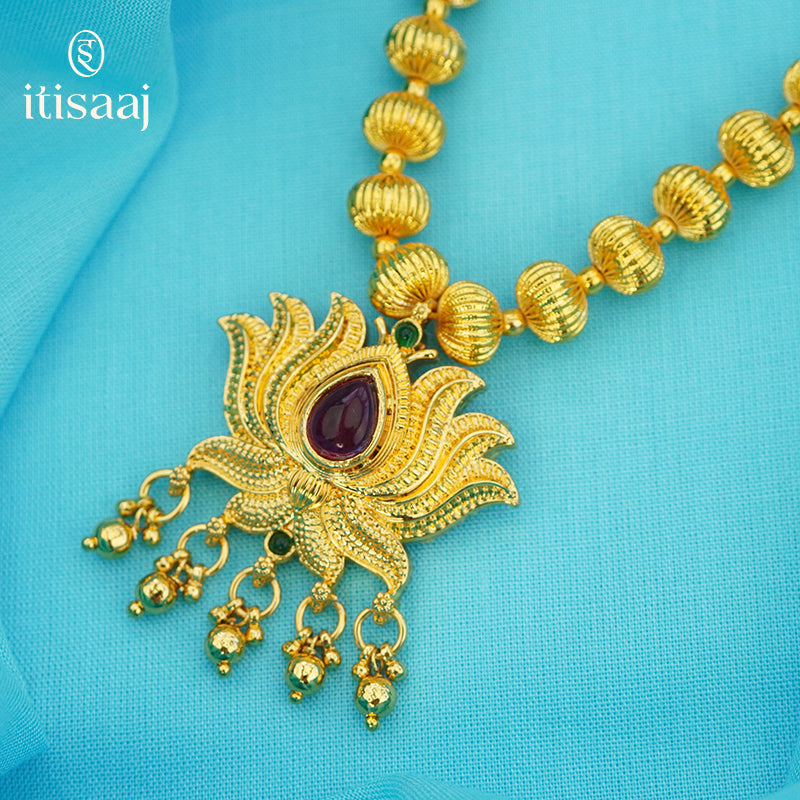 Traditional Maharashtrian Kolhapuri Mangalsutra Kamal Pendal - 4427