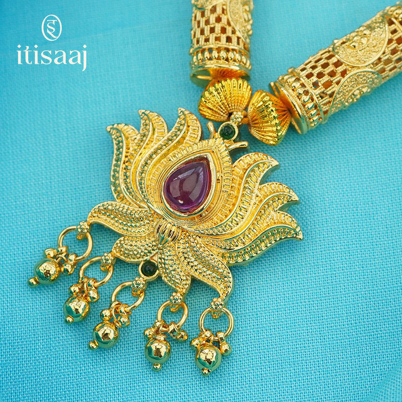 Traditional Maharashtrian Kolhapuri Mangalsutra Kamal Pendal - 4428