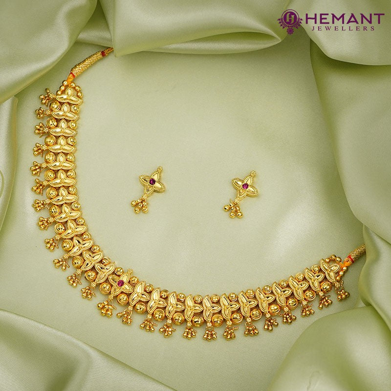 Traditional Maharashtrian Kolhapuri Peti Haar Belpan WT – itisaaj