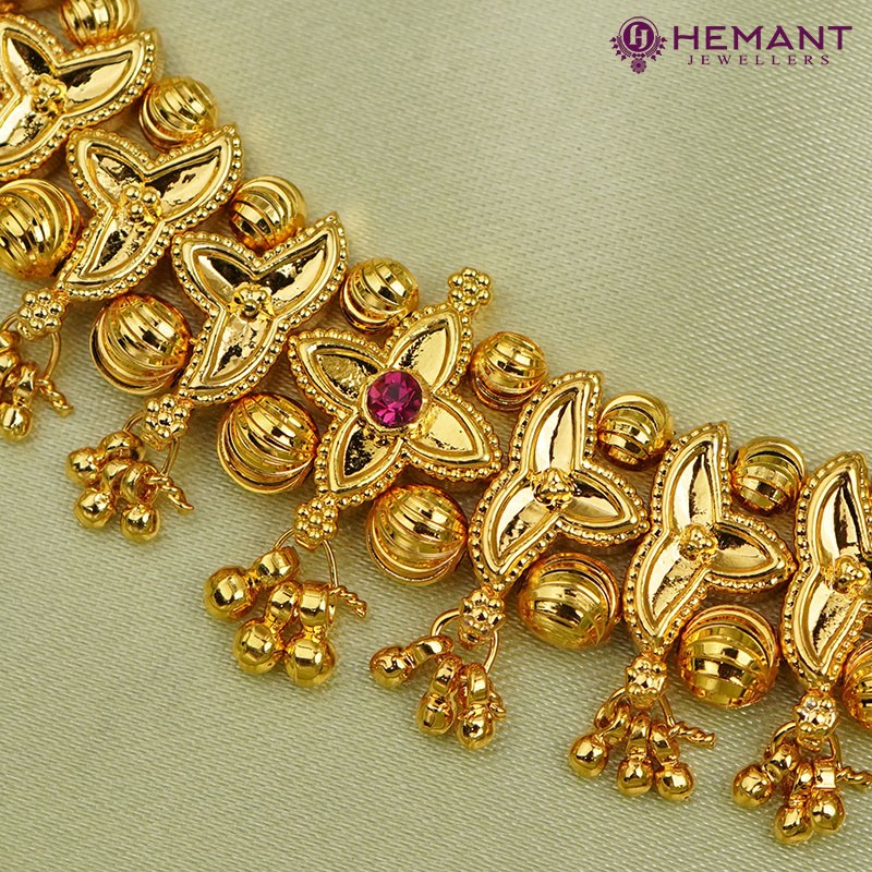 Traditional Maharashtrian Kolhapuri Peti Haar Belpan WT – itisaaj