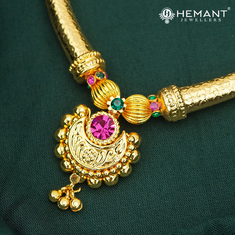 Traditional Maharashtrian Kolhapuri Shivai Har Big Chand Medium Pendal - 3788