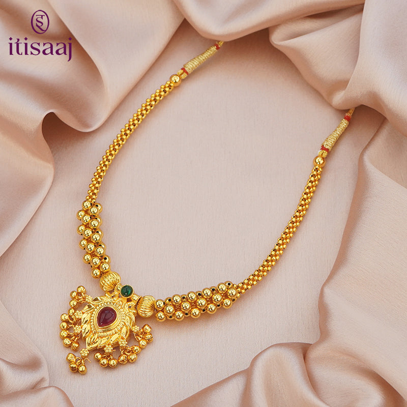 Traditional Maharashtrian Kolhapuri Thushi 0-5 Pan Pendal - 1016