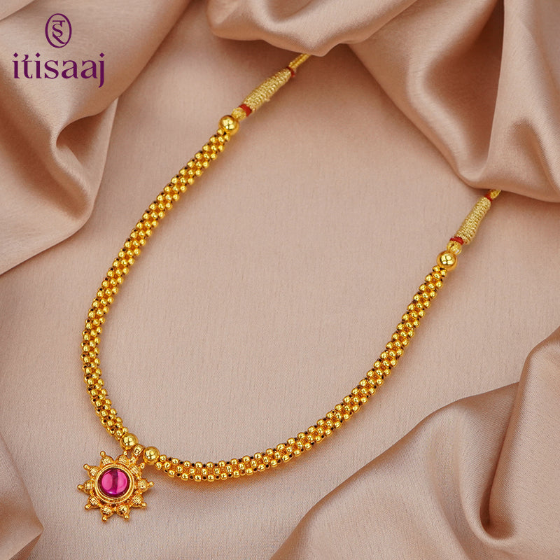 Traditional Maharashtrian Kolhapuri Thushi 0 No. Spot Rava Pendal - 1347