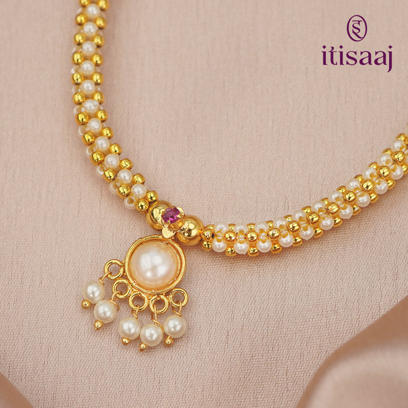 Traditional Maharashtrian Kolhapuri Thushi Moti Wati Pendal - 5309