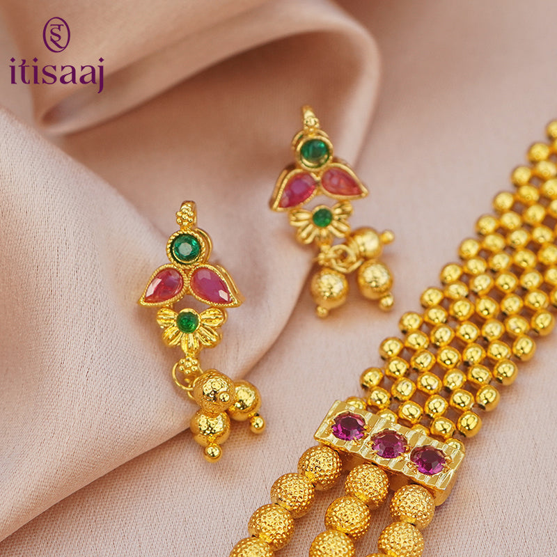 Traditional Maharashtrian Kolhapuri Thushi Patta Long Chex 3 Pan Flower with Earrings - 5025