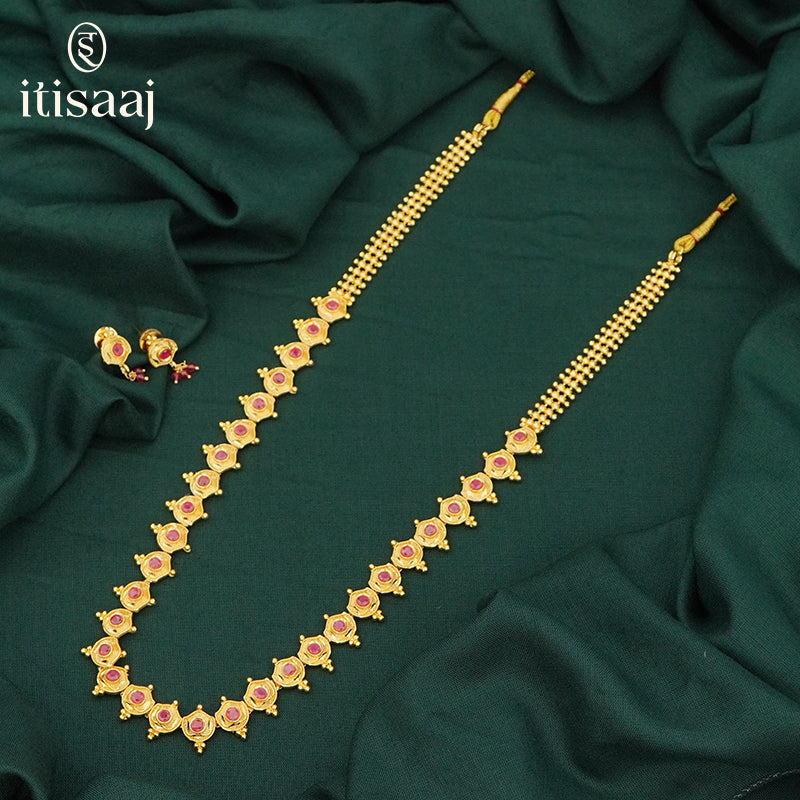 Traditional Necklace Set with Matching Earrings - 3807